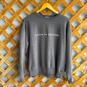 tommy hilfiger crewneck sweater